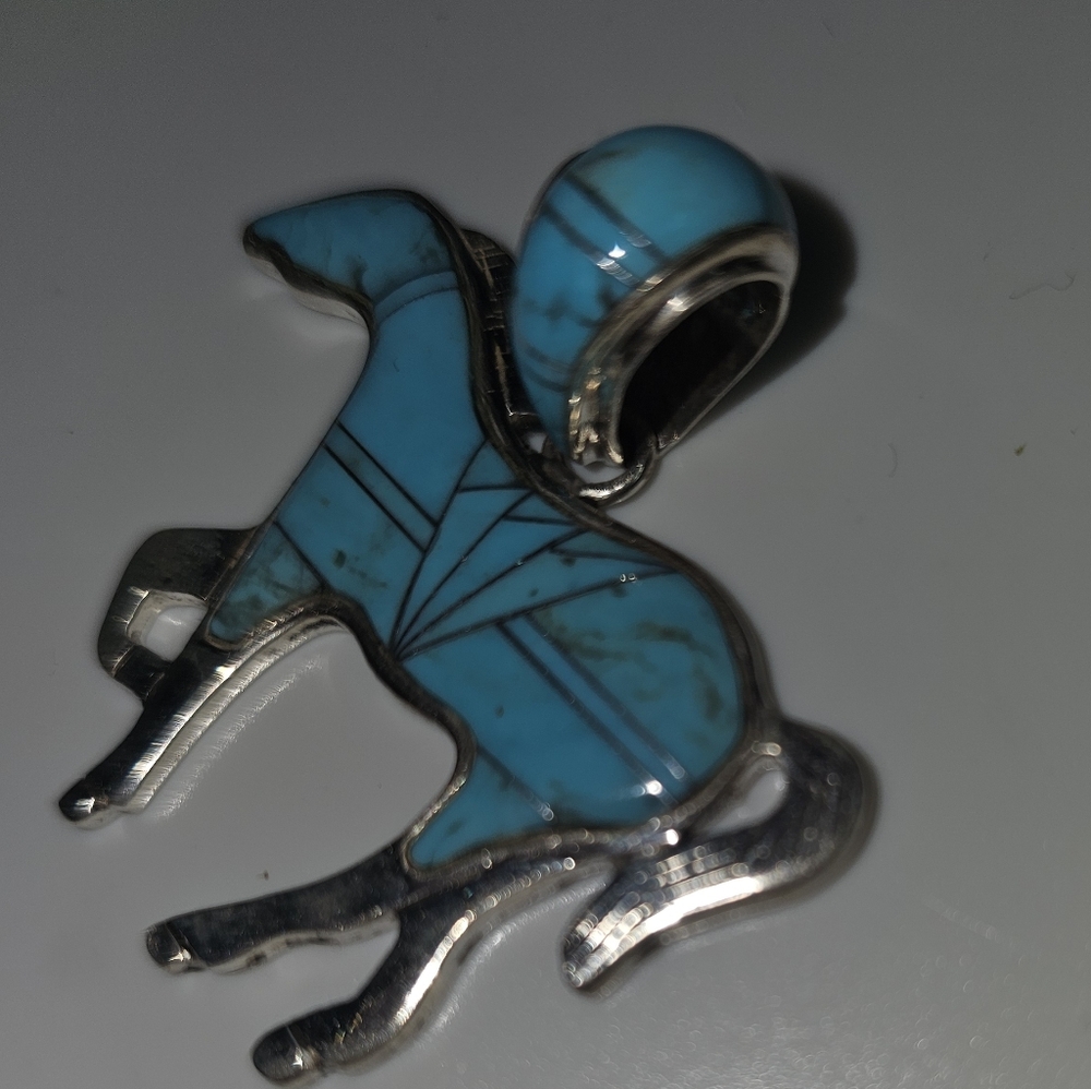 Turquoise 🐎 Horse Pendant. - Picture 3 of 5